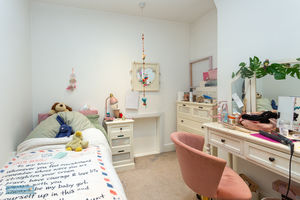 Dressing room/bedroom 3- click for photo gallery